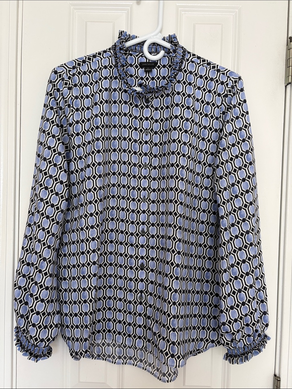 Ann Taylor Blue/ Black Geometric Button Front Print Blouse